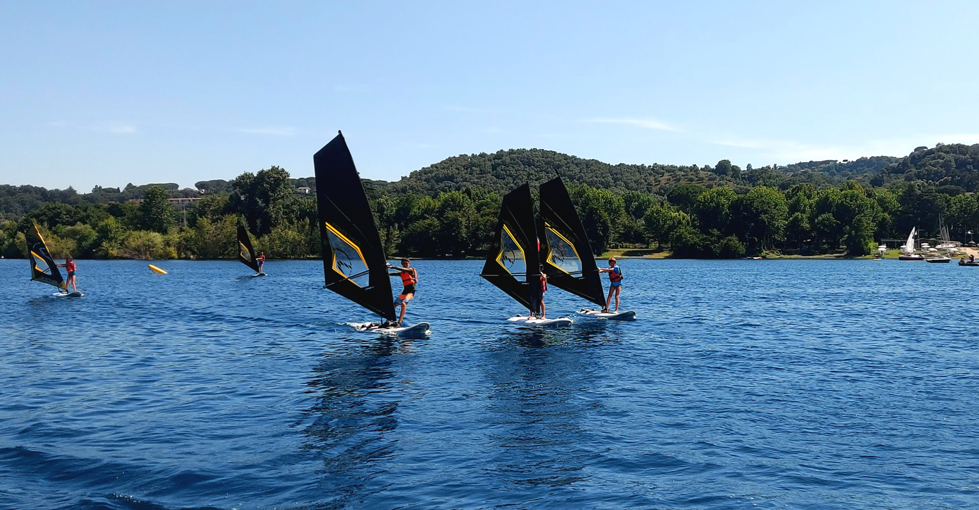 Corsi Windsurf Bracciano